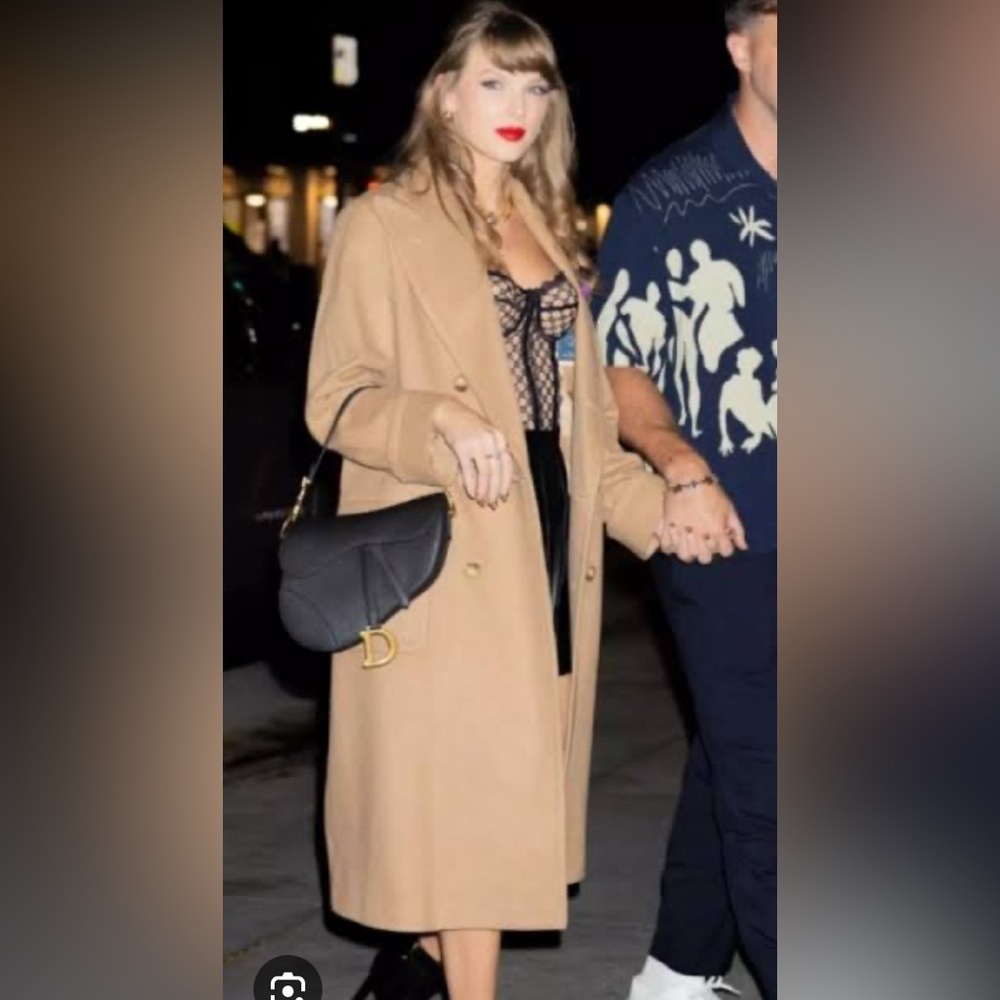 Bugatti camel coat